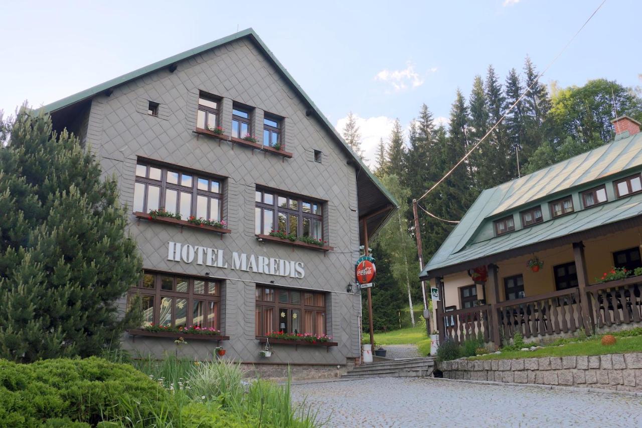Kořenov Hotel Maredis מראה חיצוני תמונה