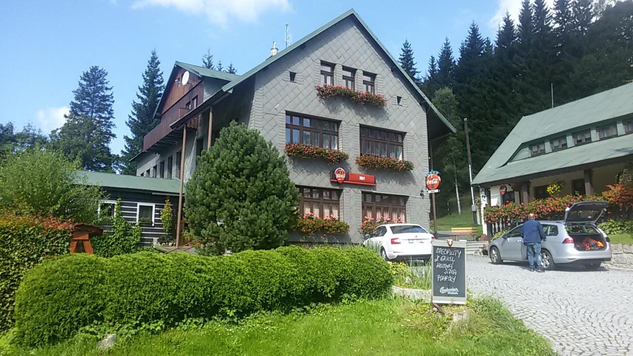 Kořenov Hotel Maredis מראה חיצוני תמונה